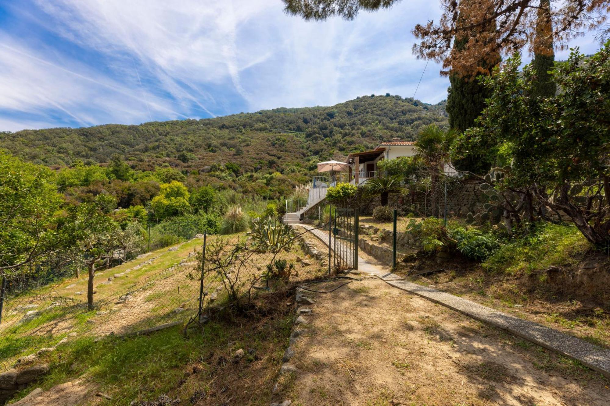 Casa Panoramica Bouganville SantʼAndrea 외부 사진